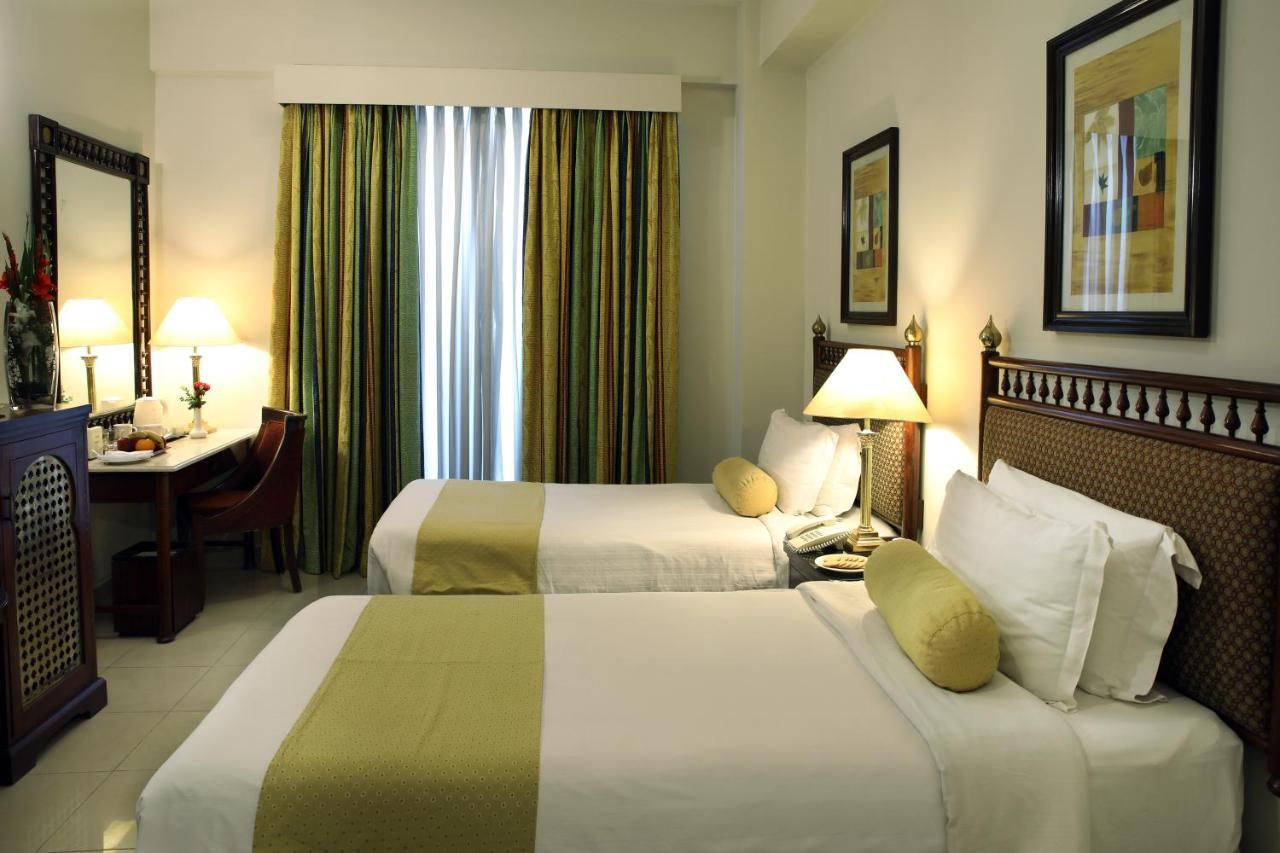 Avari Xpress, Islamabad Равалпинди Екстериор снимка
