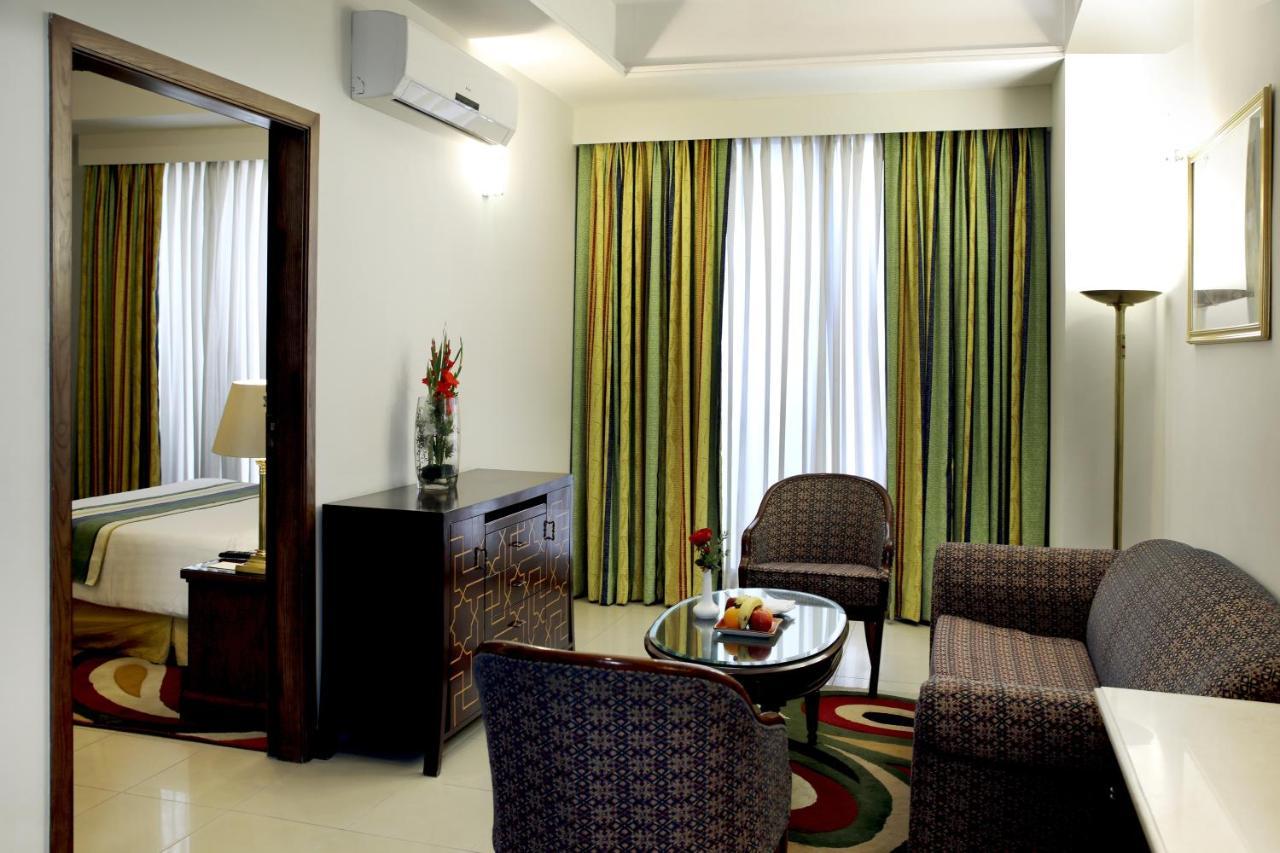Avari Xpress, Islamabad Равалпинди Екстериор снимка