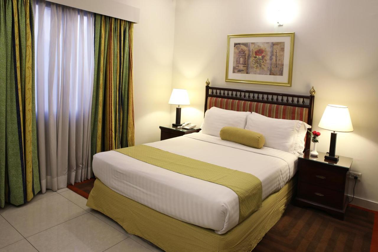 Avari Xpress, Islamabad Равалпинди Екстериор снимка